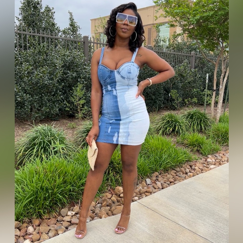 Sleeveless denim mini dress